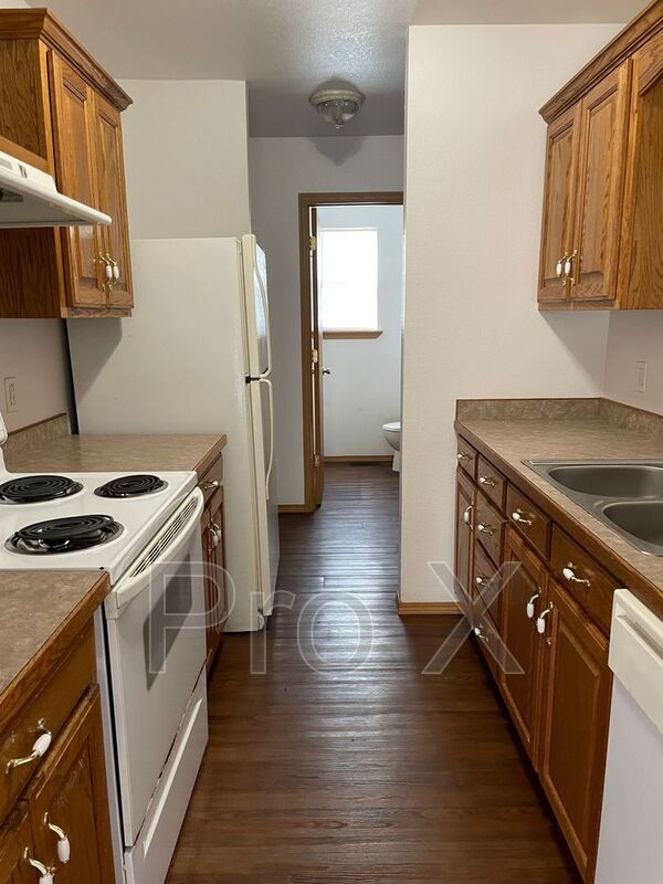 Building Photo - 4557 E Zora St