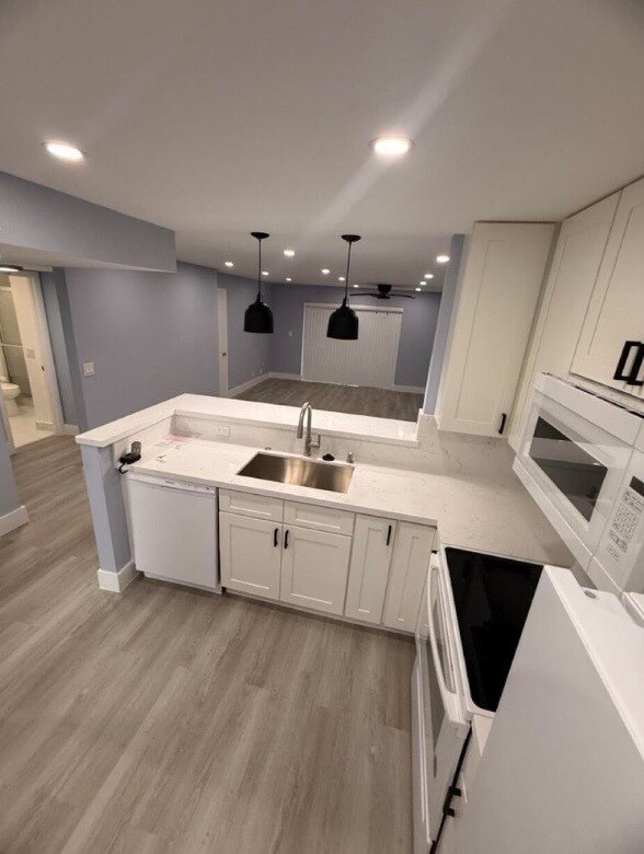 Foto principal - 9374 SW 3rd St