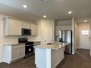 Building Photo - 1313 Camden Ln