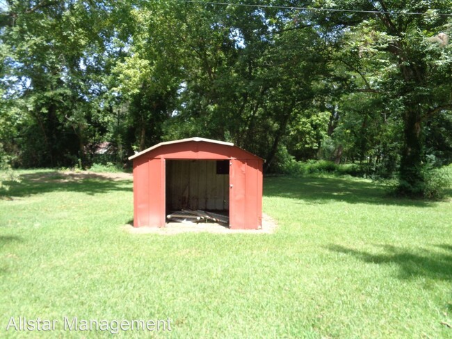 Building Photo - 2 br, 1 bath House - 159 Batesville Dr