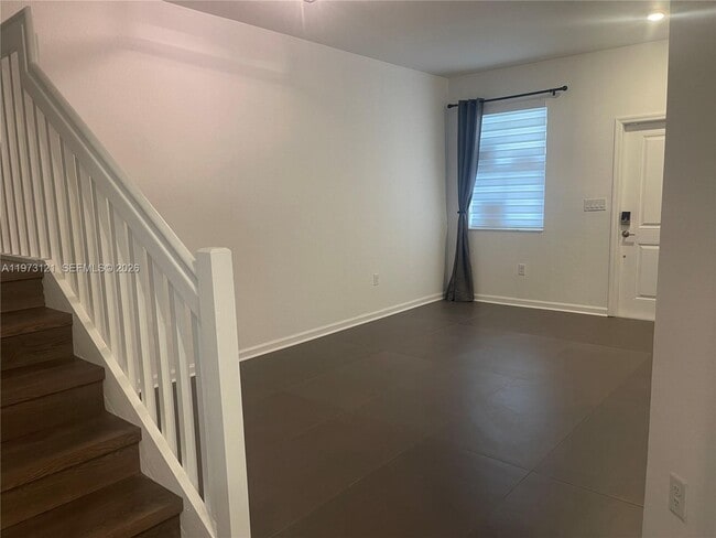 Building Photo - 16220 SW 288th Terrace