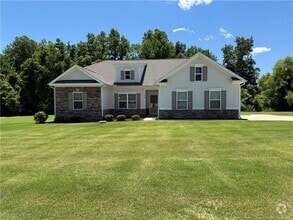 Building Photo - 240 Planters Ln