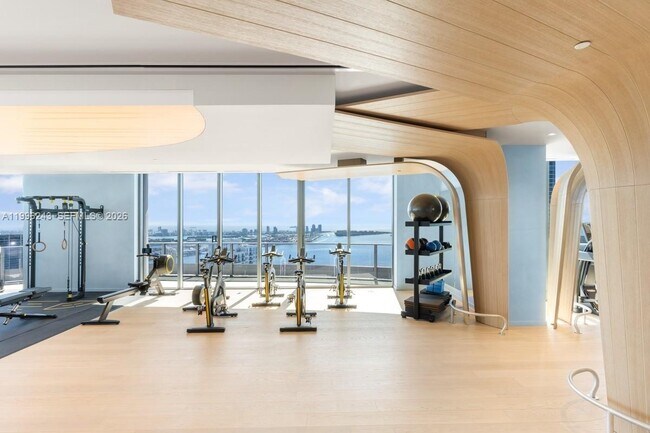 Foto del edificio - 1000 Brickell Plz
