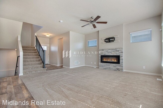Building Photo - 4 br, 2 bath House - 15010 S 19th St.