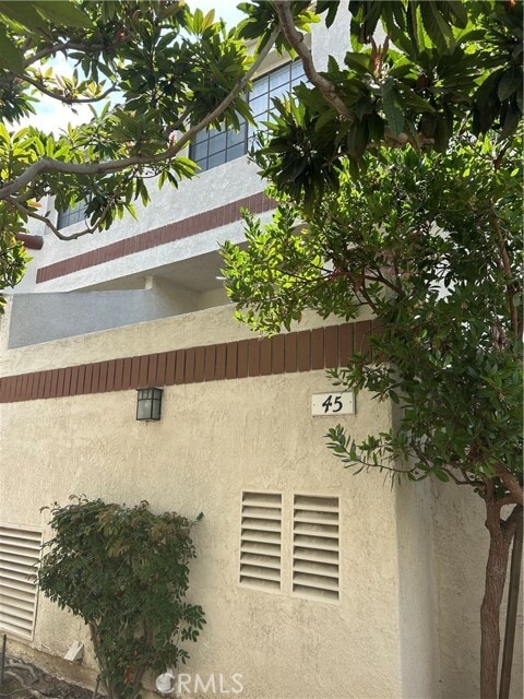 Building Photo - 2931 Plaza del Amo