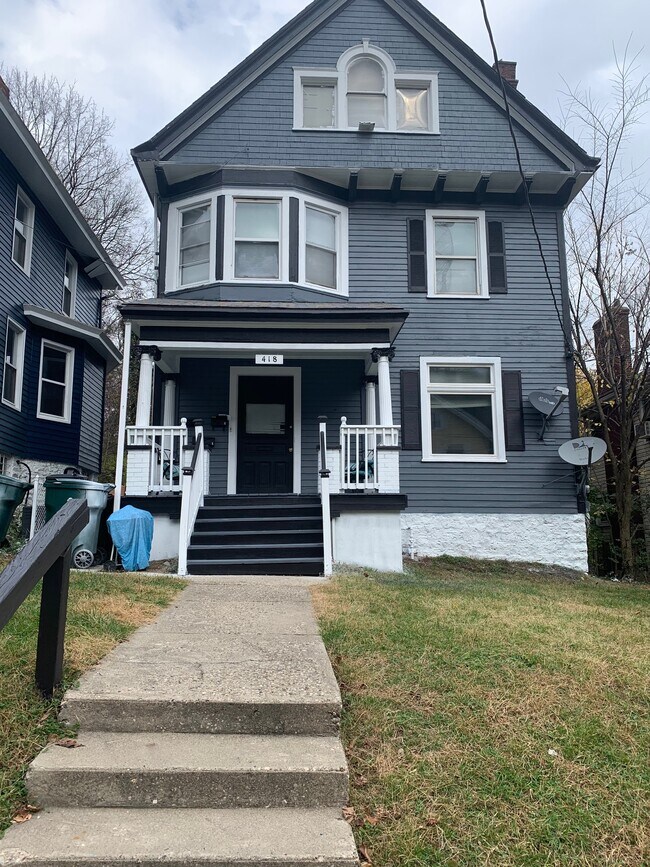 Building - 418 Dorchester Ave