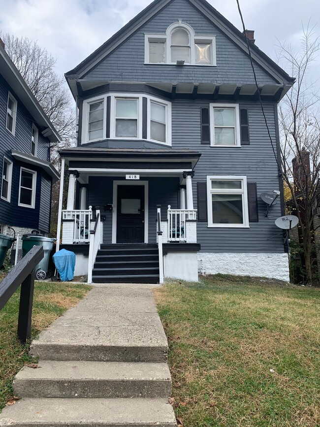 Building - 418 Dorchester Ave