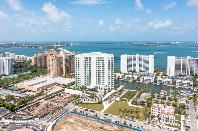 Aerial Photo - The Ritz-Carlton Residences