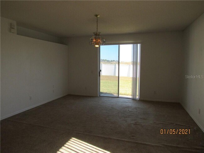Building Photo - 415 Madina Cir