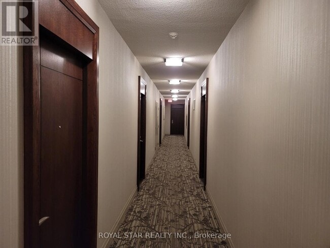 Building Photo - 339 Rathburn Rd W