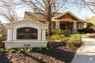 Building Photo - 2700 Pine Tree Rd NE