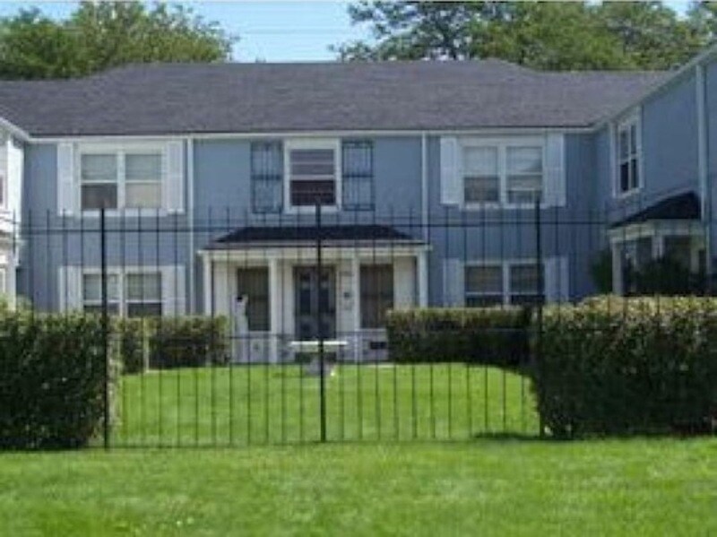 Primary Photo - 3577 Hynds Blvd
