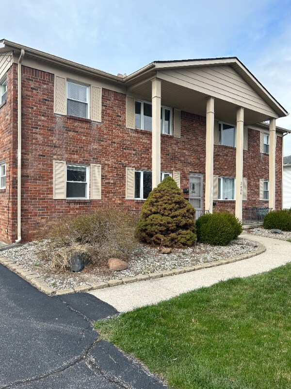 2450 Eastgate Rd, Toledo, OH 43614 House Rental in Toledo, OH