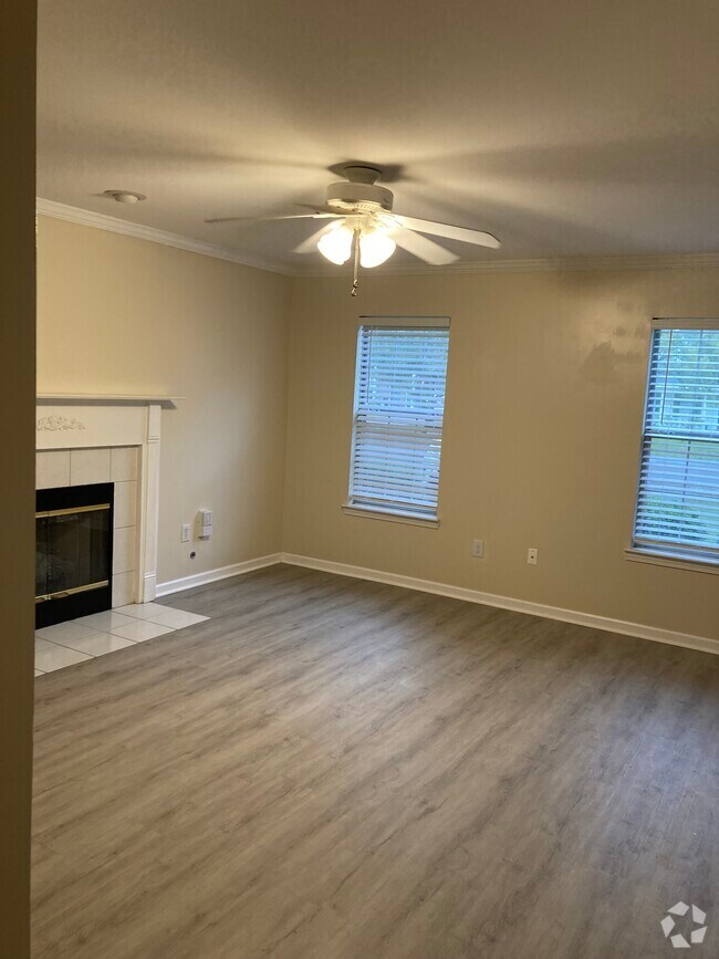 Coatbridge At Park West Apartments under 3,000 Mount Pleasant, SC