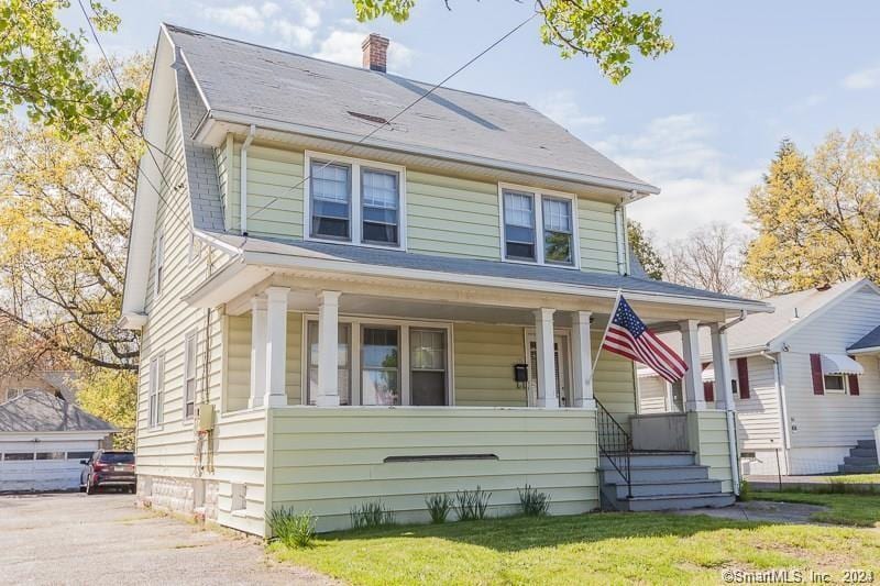 76 Adams St Unit B, Stratford, CT 06615 Room for Rent in Stratford