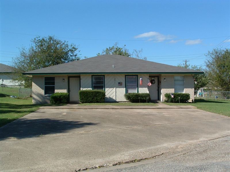 Primary Photo - 2 br, 2 bath Duplex - 3613 Western St 3613...
