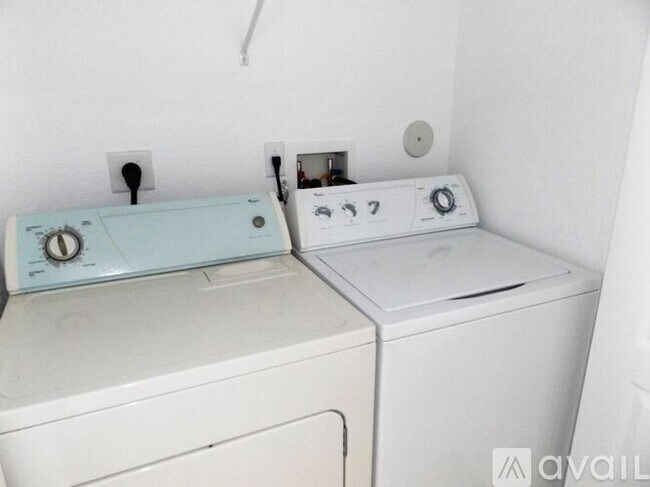 Foto del edificio - 5634 Sunberry Cir