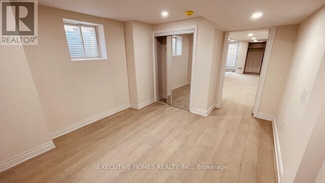 Building Photo - 444 Grindstone Trl