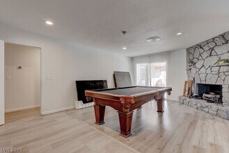 Building Photo - 1489 Santa Anita Dr