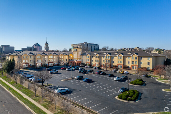 Building Photo - Furnished Studio - Overland Park