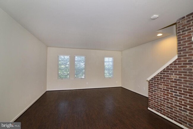 Foto del edificio - 22904 Bollinger Terrace