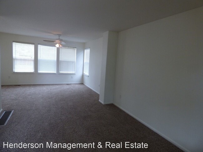 Building Photo - 4 br, 2 bath House - 1711 Twin Lakes Cir