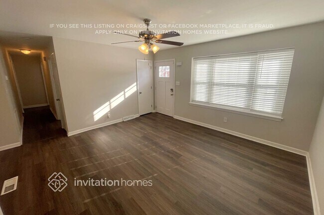 Building Photo - 7112 David Ave