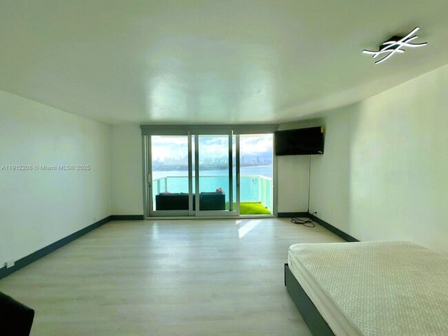 Foto del edificio - 1000 West Ave