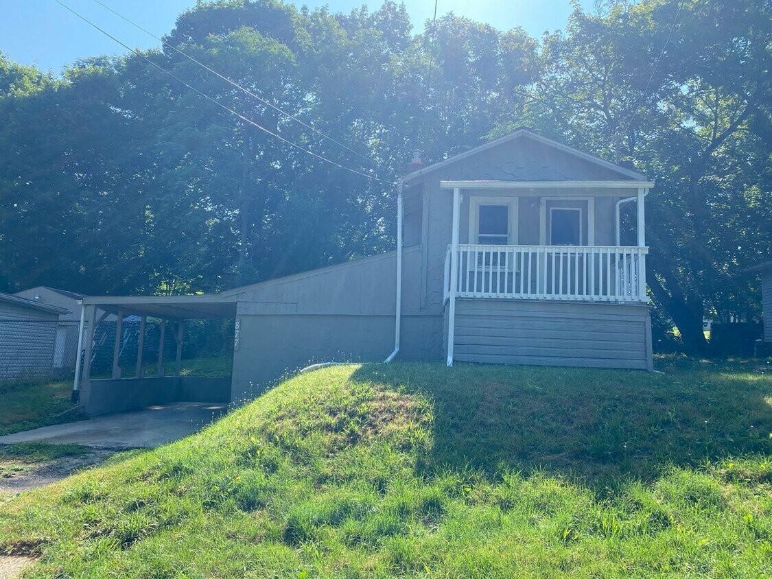 Foto principal - 877 Garfield St