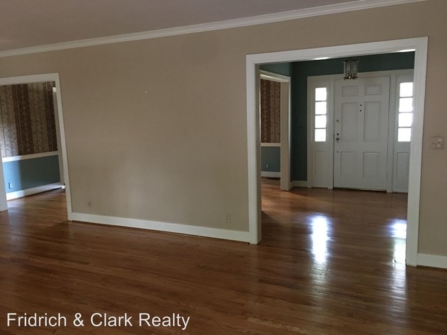 Building Photo - 3 br, 3 bath House - 1108 Nichol Lane