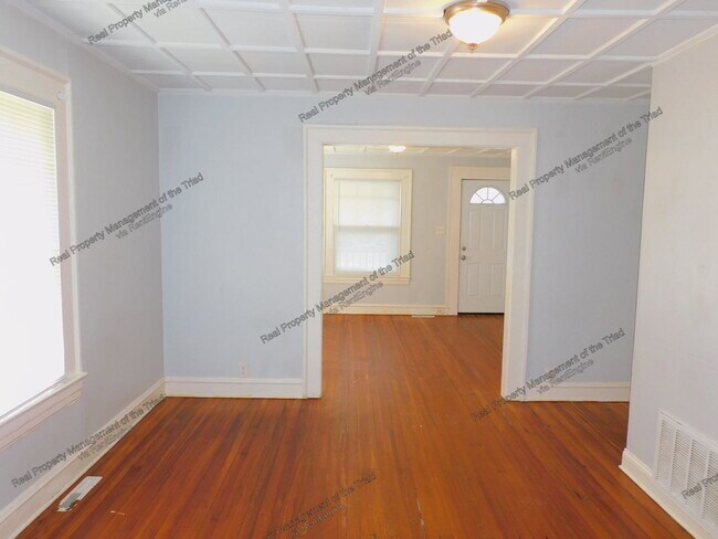 Foto del edificio - 1606 N Hamilton St