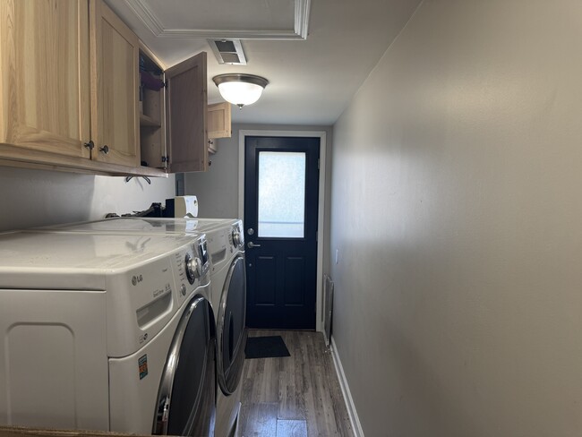 Foto del edificio - 1078 Manchester Ct