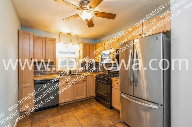 Foto del edificio - 221 SW Scott St