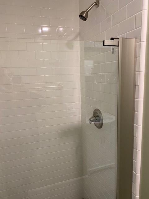 Building Photo - bedroom in San Francisco CA 94133