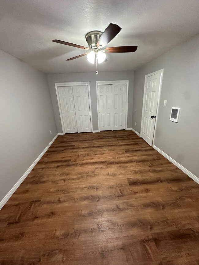 Building Photo - The Vermonter