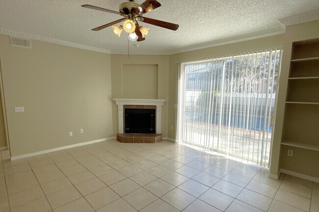 Foto del edificio - 1171 Foxforrest Cir