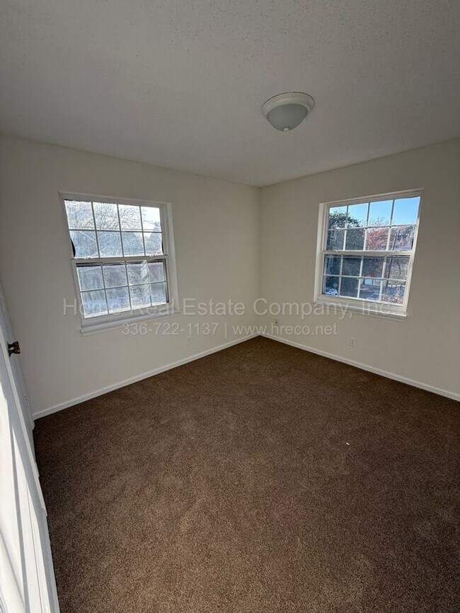 Photo - 1025 Carolina Ave NW Apartment