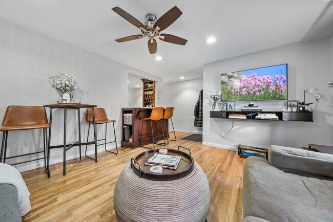 Foto del edificio - 607 1st St