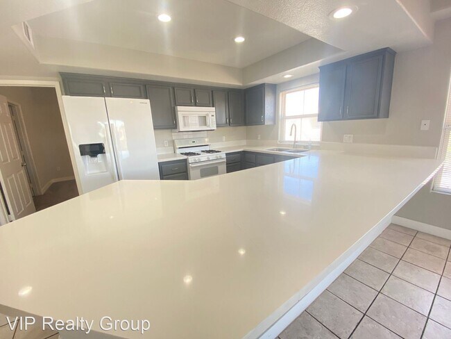 Building Photo - 2 br, 2 bath House - 3601 Lisandro Street ...