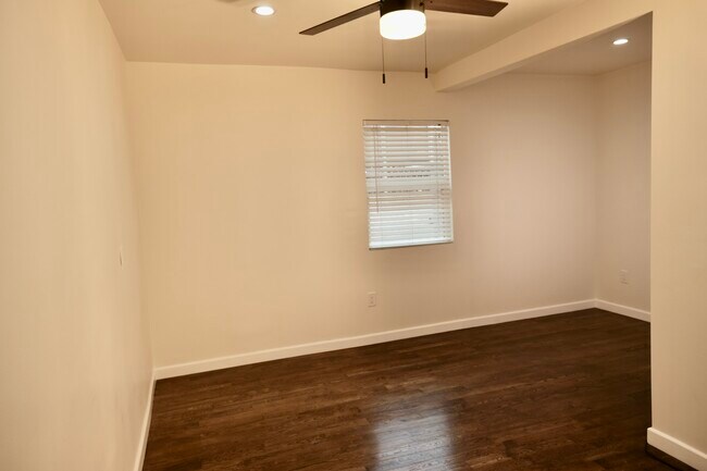Bedroom - 6110 Hillandale Dr