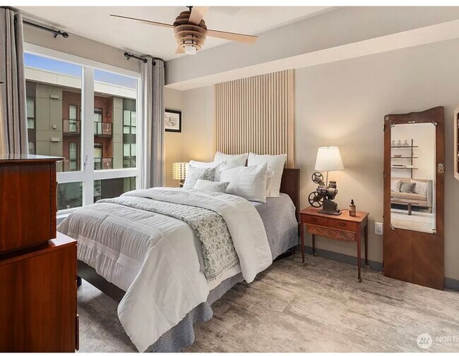 Dormitorio principal - 11903 NE 128th St