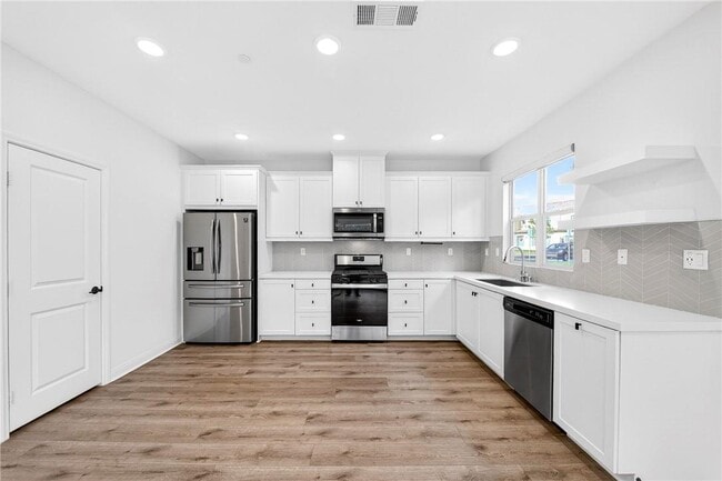 Foto del edificio - 12112 Blue Sky Ct