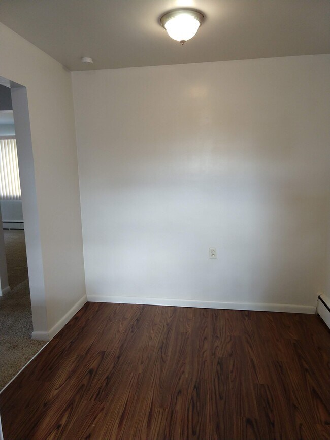 Foto del edificio - 5361 Plumridge Dr