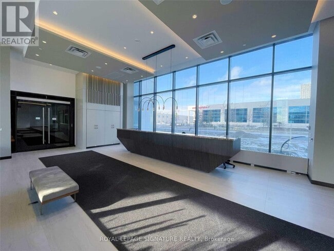 Photo du bâtiment - 10 Honeycrisp Cres