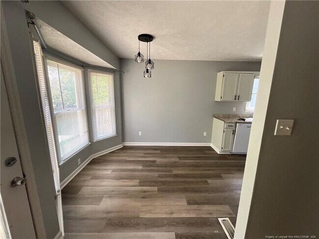 Foto del edificio - 3355 Lubbock Dr