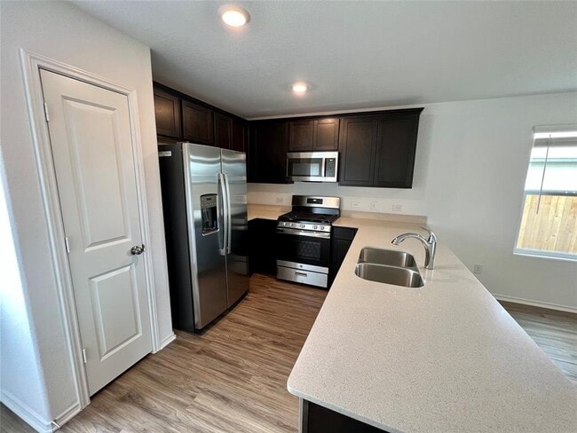 Building Photo - 412 Halfmoon Dr