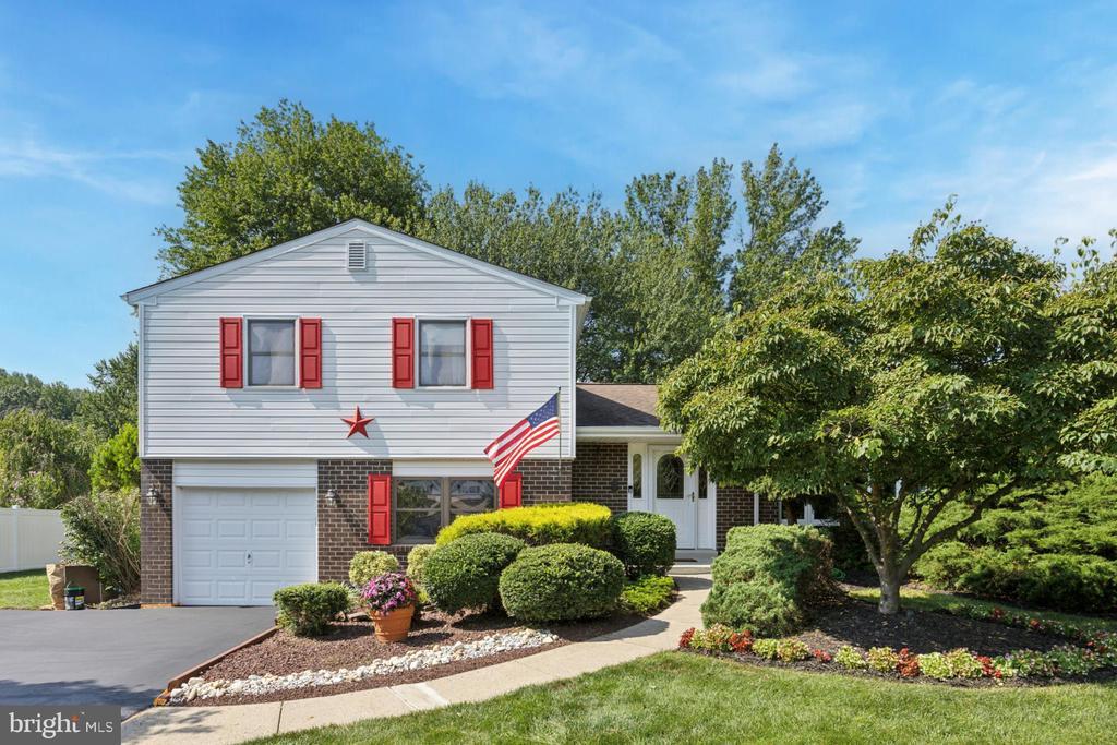 Foto principal - 379 Glen Meadow Rd