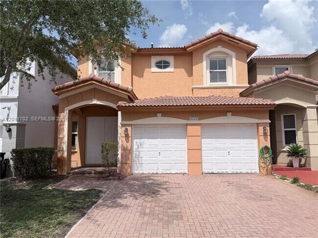 Foto del edificio - 8720 NW 111th Ct