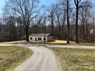 Building Photo - 2961 Beaty Rd
