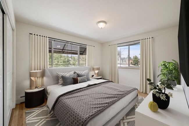 Photo - 909 S Pearl St Apartment